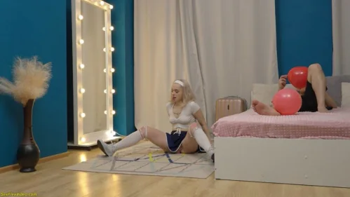 Molly Cute – Anal In Flexi Positions